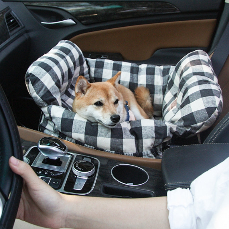 Silla de Auto para Perro – Confort y Seguridad en Viaje