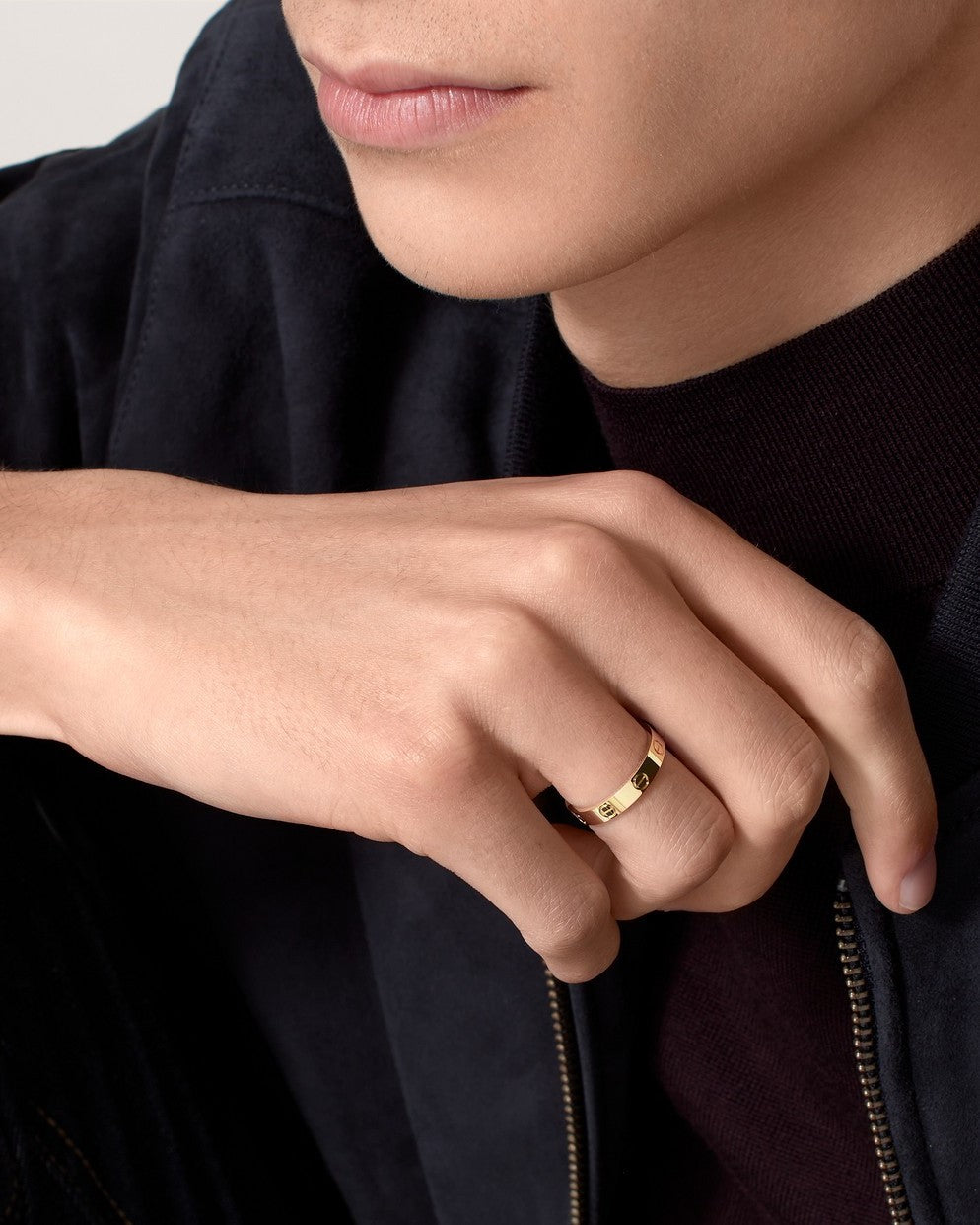 Inel Unisex Reglabil – Eleganță Minimalistă Și Confort Pe Măsură