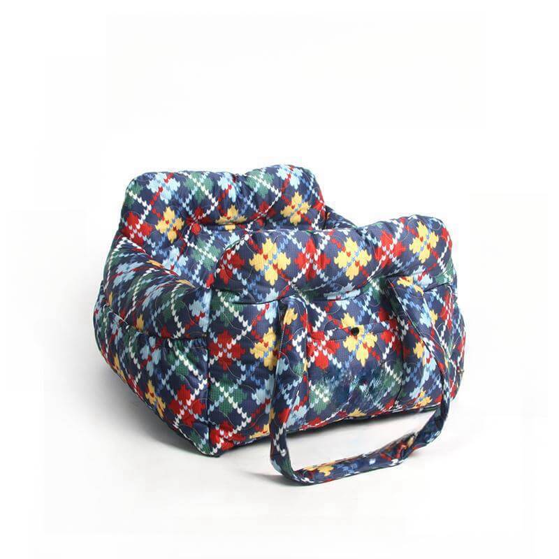 Scaun Auto Pentru Câini – Confort și Siguranță în Călătorie