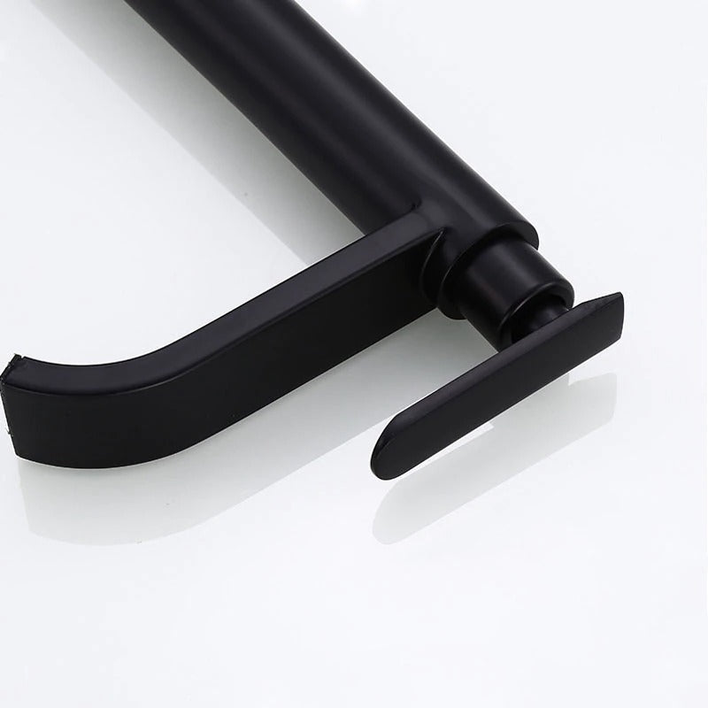 Höjd handfatsskran – Elegant matt svart finish