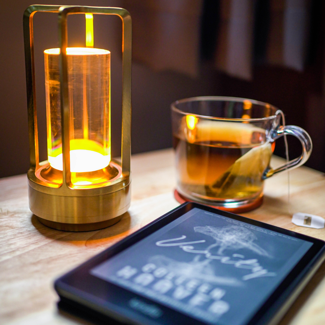 Bordslampa med uppladdning – Dämpat ljus och tidlös stil