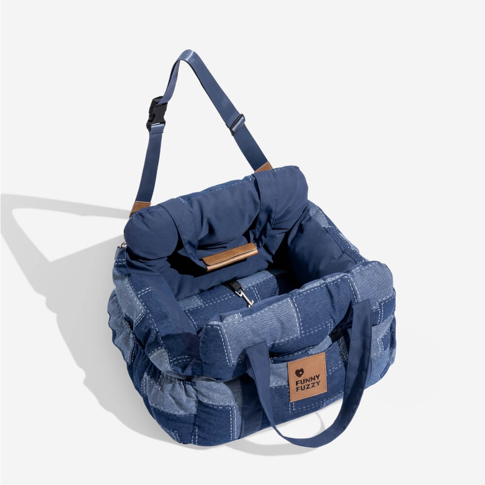 Scaun Auto Pentru Câini – Confort și Siguranță în Călătorie