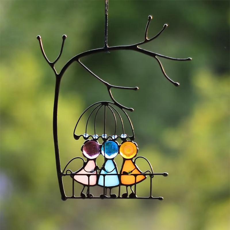 Hanging Decoration – Shiny and Elegant Reflections