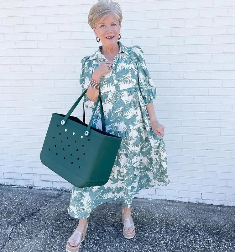 Sztywna torba plażowa - kolorowy design i duża pojemność