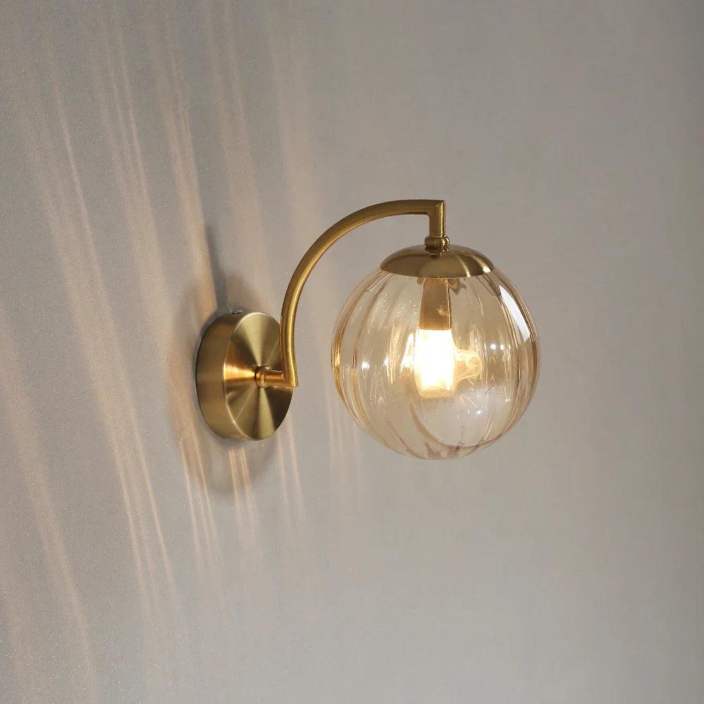 קולב קיר LED 14W – elegance ופונקציונליות