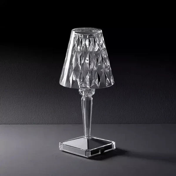 Lampa stołowa kryształowa – nowoczesna elegancja i ciepła atmosfera