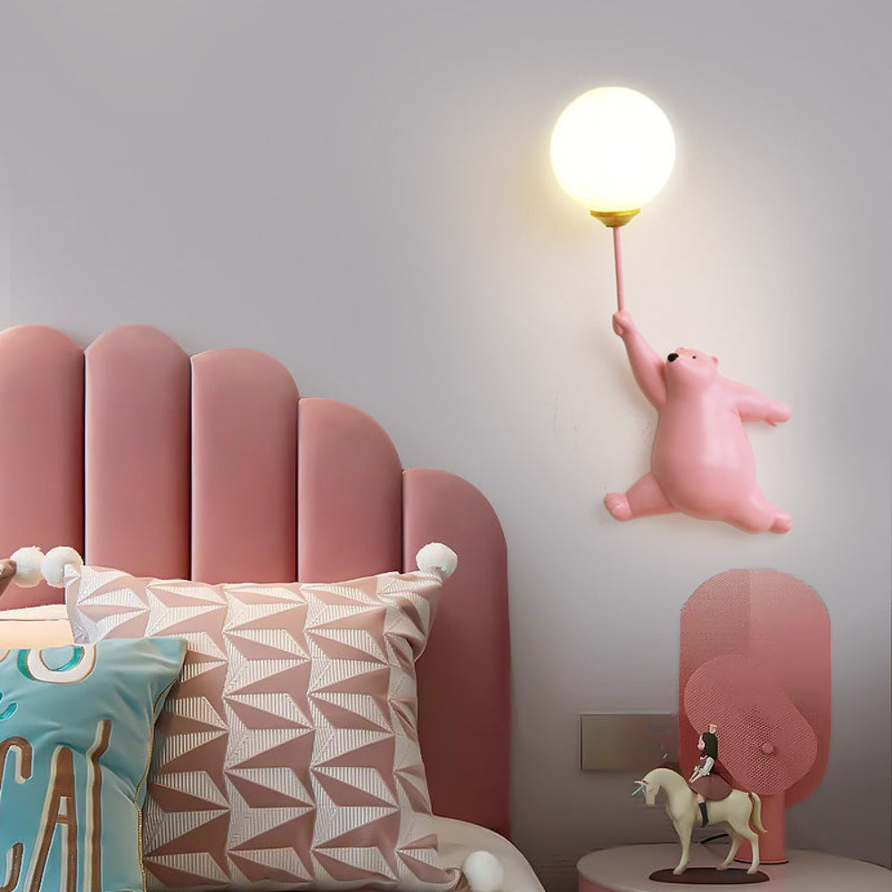 Nástenná lampa balón – Jemnosť a fantázia pre izbu