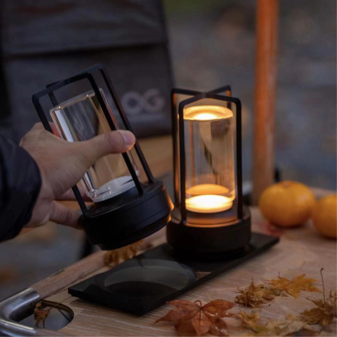 Bordslampa med uppladdning – Dämpat ljus och tidlös stil