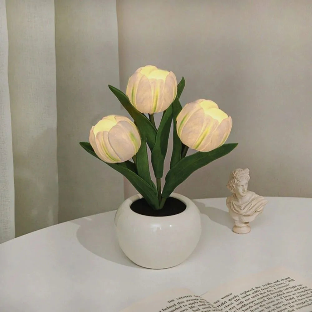 Lámpara Decorativa Tulipán – Ambiente Cálido y Refinado 