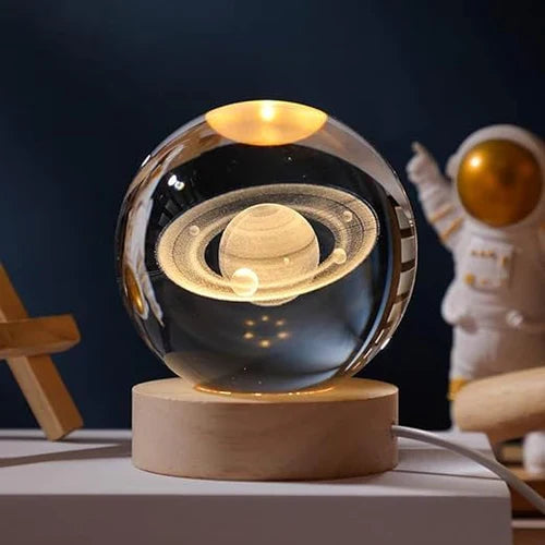 Dekorativní LED lampa – gravírované provedení a moderní styl 
