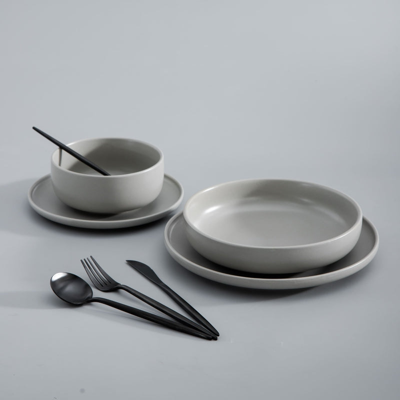 Besteckset – Schlichtes und Funktionales Design 