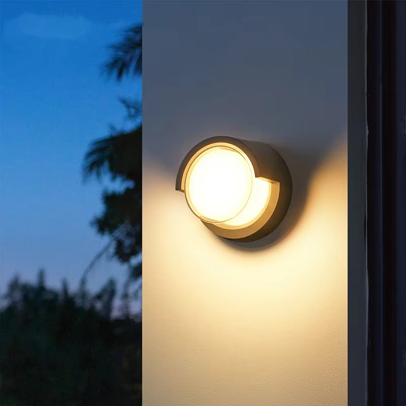Buiten LED Wandlamp – Veiligheid en Energiebesparing 