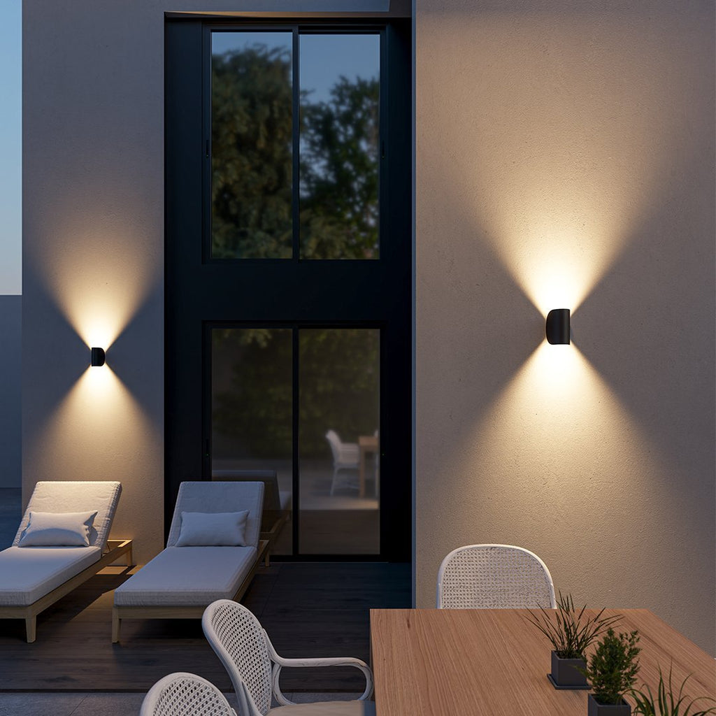 Moderná nástenná lampa – Elegancia a rafinovanosť 