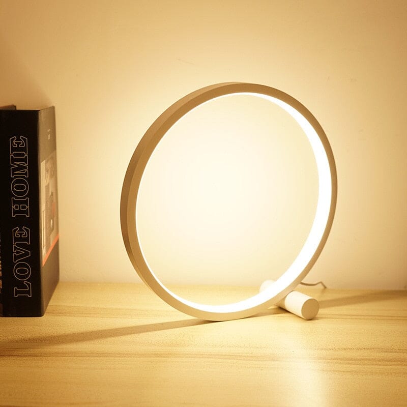 Rund Bordlampe Med Berøringssensor – Modernitet Og Komfort 