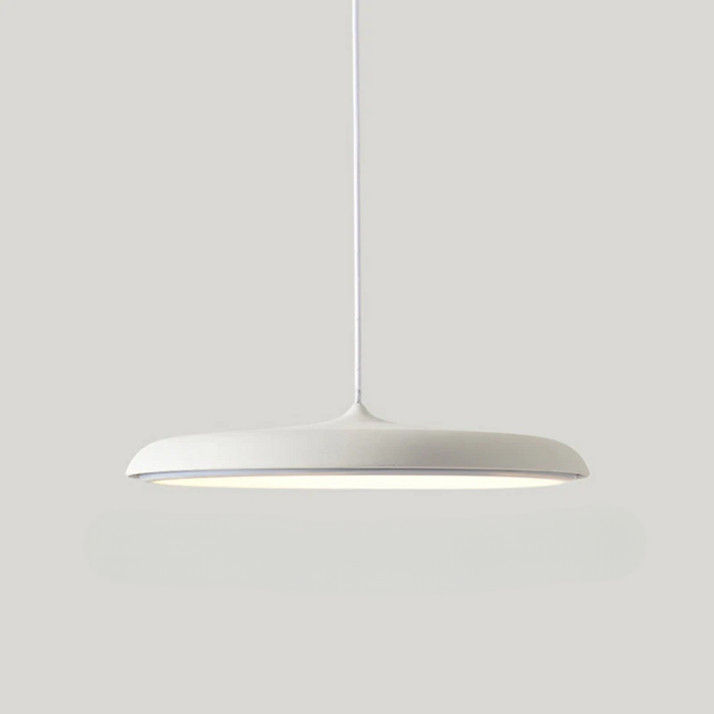 Skandinavisk oppheng – Minimalistisk eleganse for ditt interiør 