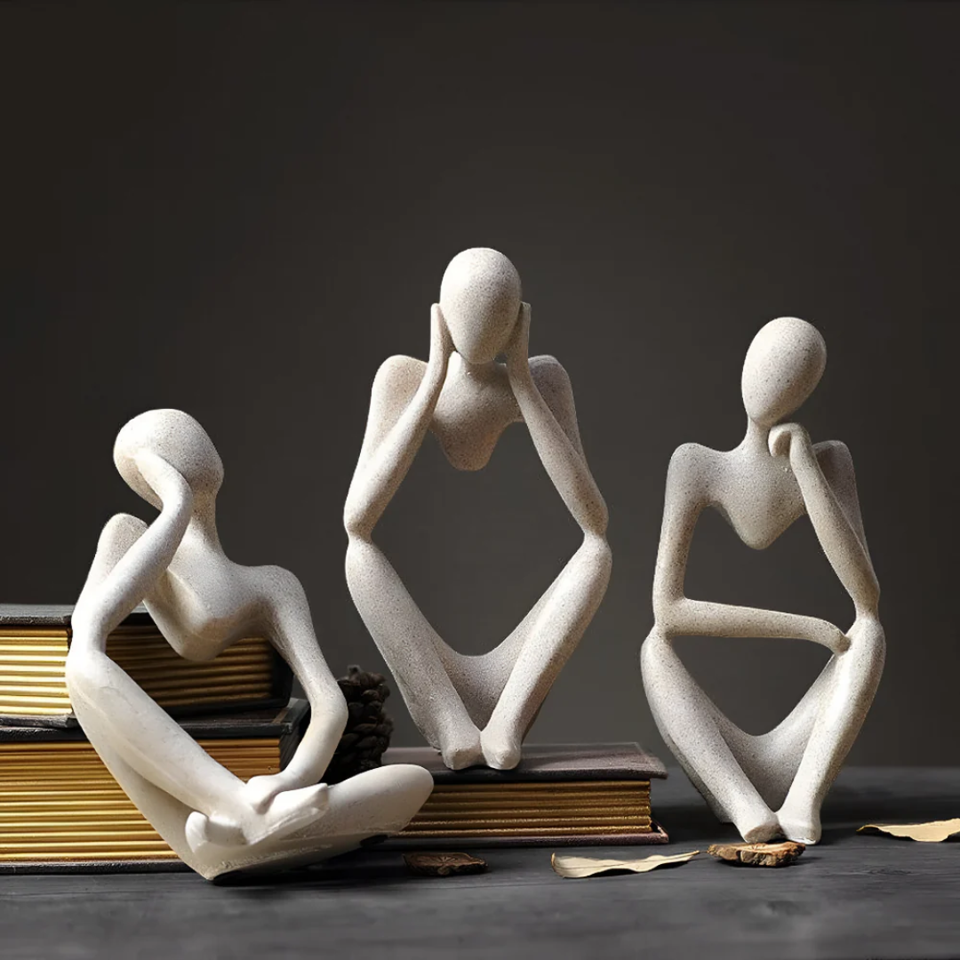 Abstrakt Skulptur Tenkeren – Kontemplativ Eleganse Og Moderne Design 