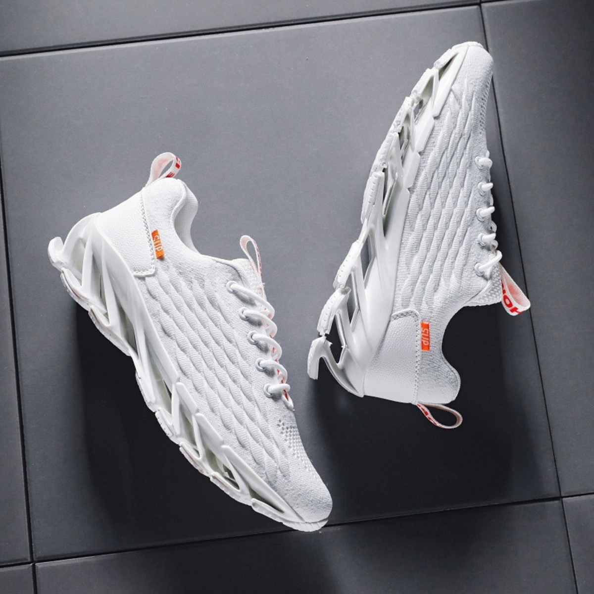 Scarpe da Corsa Uomo – Comfort e Prestazioni 