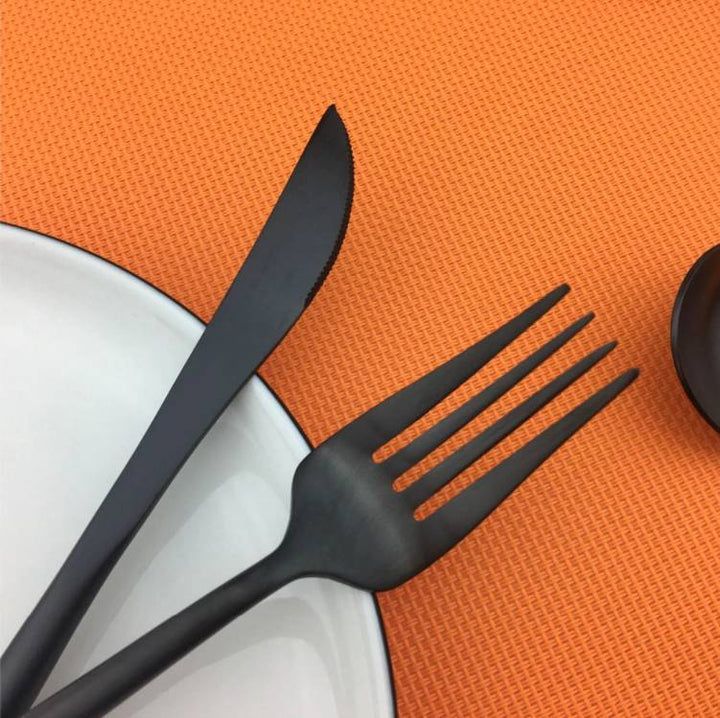 Luxury Cutlery Set – For an Elegant and Distinguished Table 