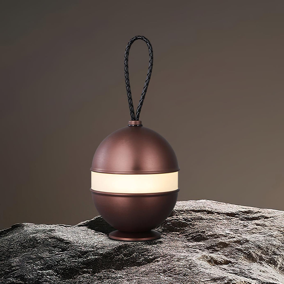 Genopladelig kuglelampe - elegant design og afslappende lys