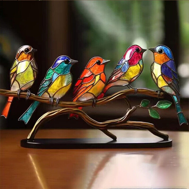 Dekoratives Ornament – Vögel, die auf einem Ast sitzen 