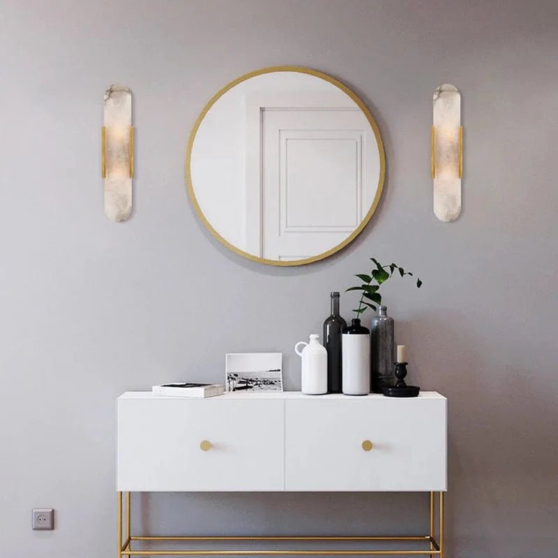 Aplique de pared LED negra y dorada – Elegancia moderna y diseño chic 