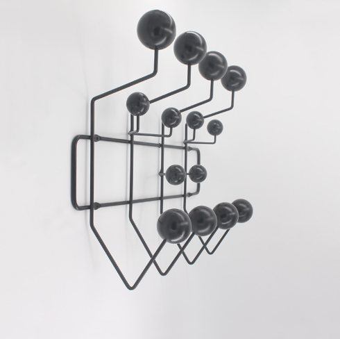 Vegghengt Klesstativ – Elegant og Funksjonelt Design 