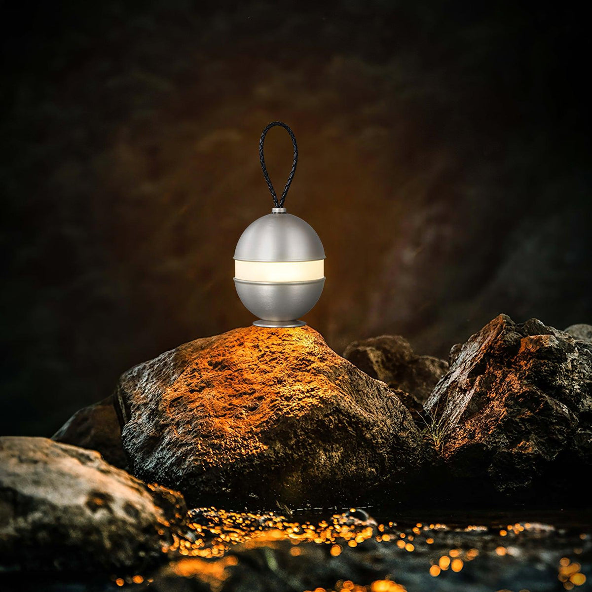 Genopladelig kuglelampe - elegant design og afslappende lys