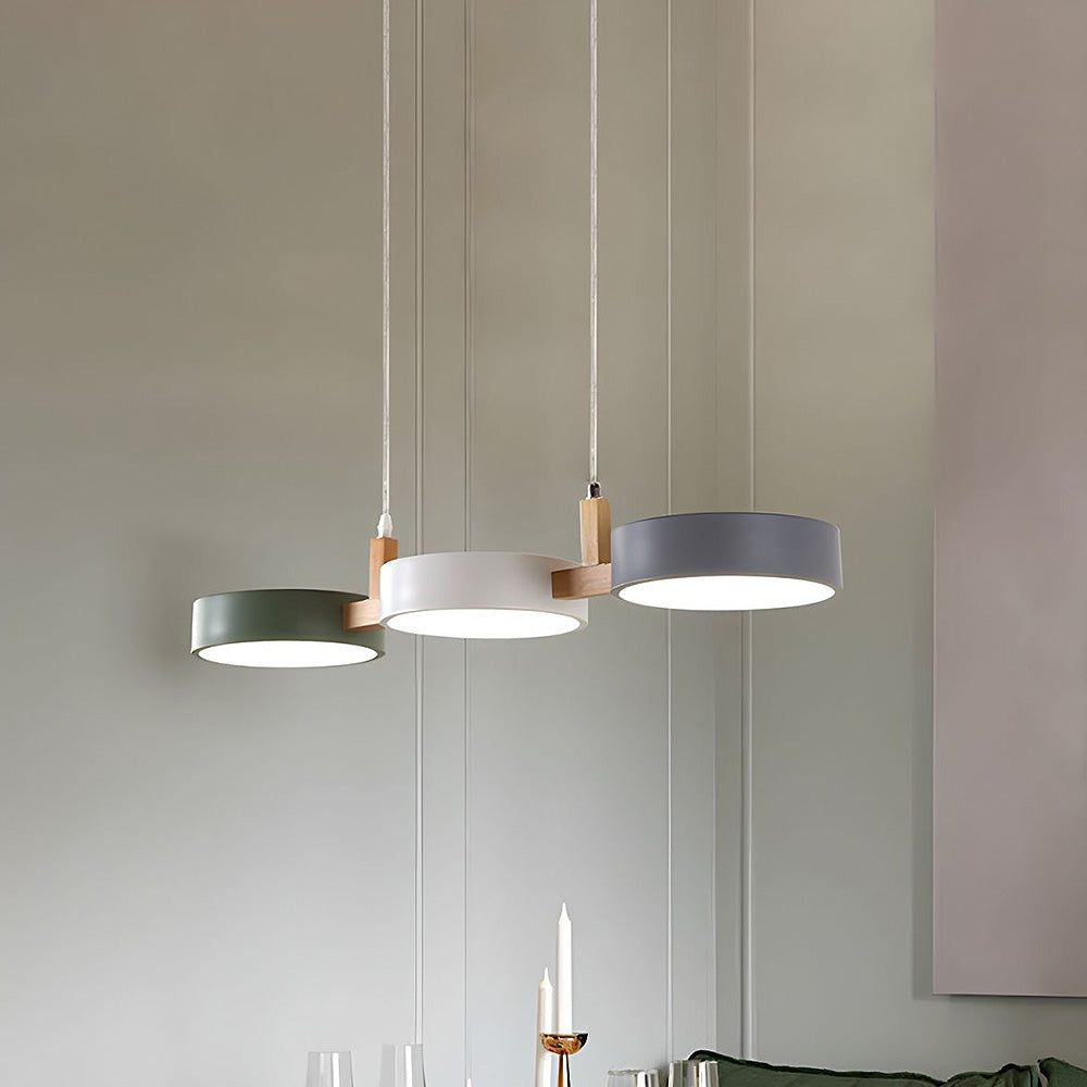 Candelabru Suspendat Modern Din Metal – Design Elegant Și Iluminat În Trend 