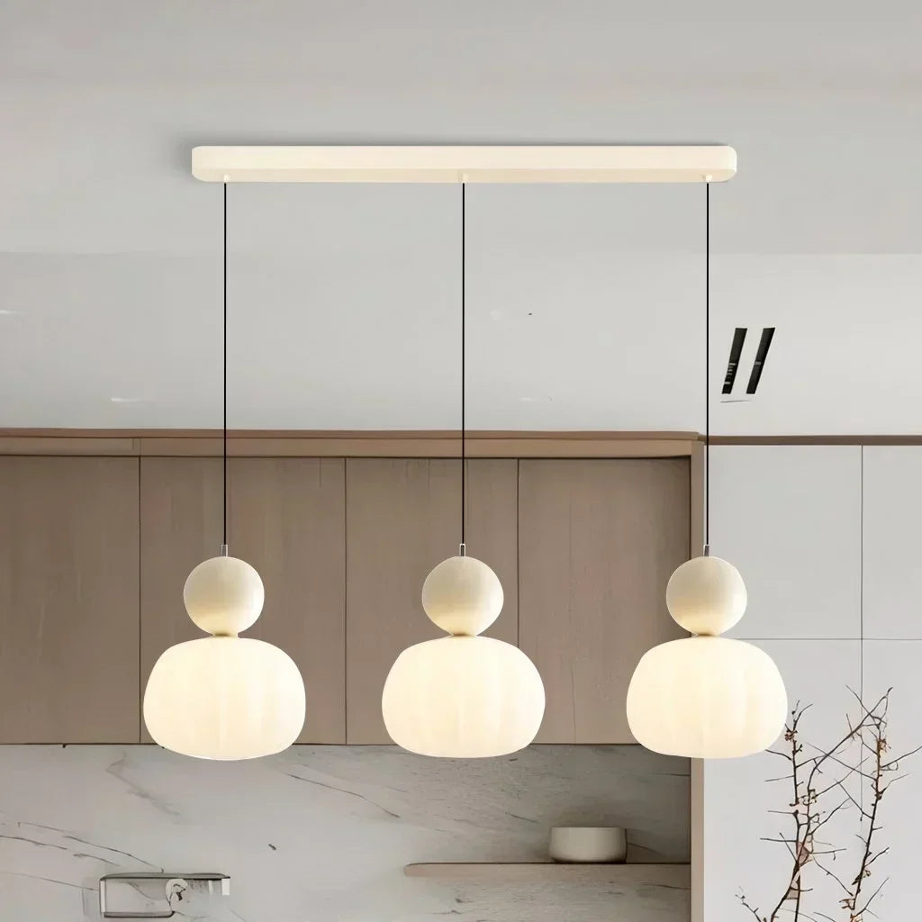 Lampa Suspendată Art Deco – Eleganță Grafică și Timpeless 