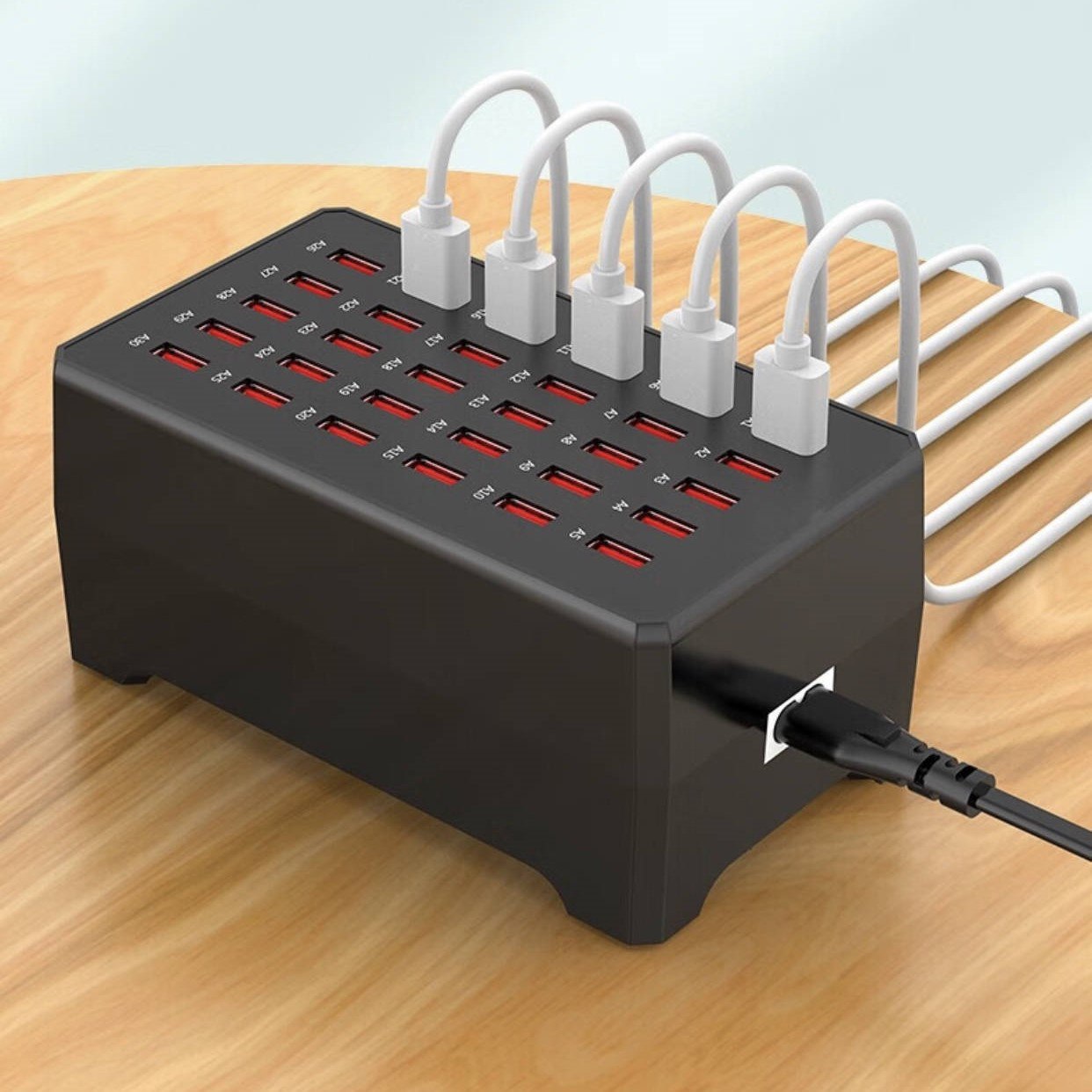 USB Nabíjacia Stanica – Praktická a Rýchla Pre Všetky Vaše Zariadenia 