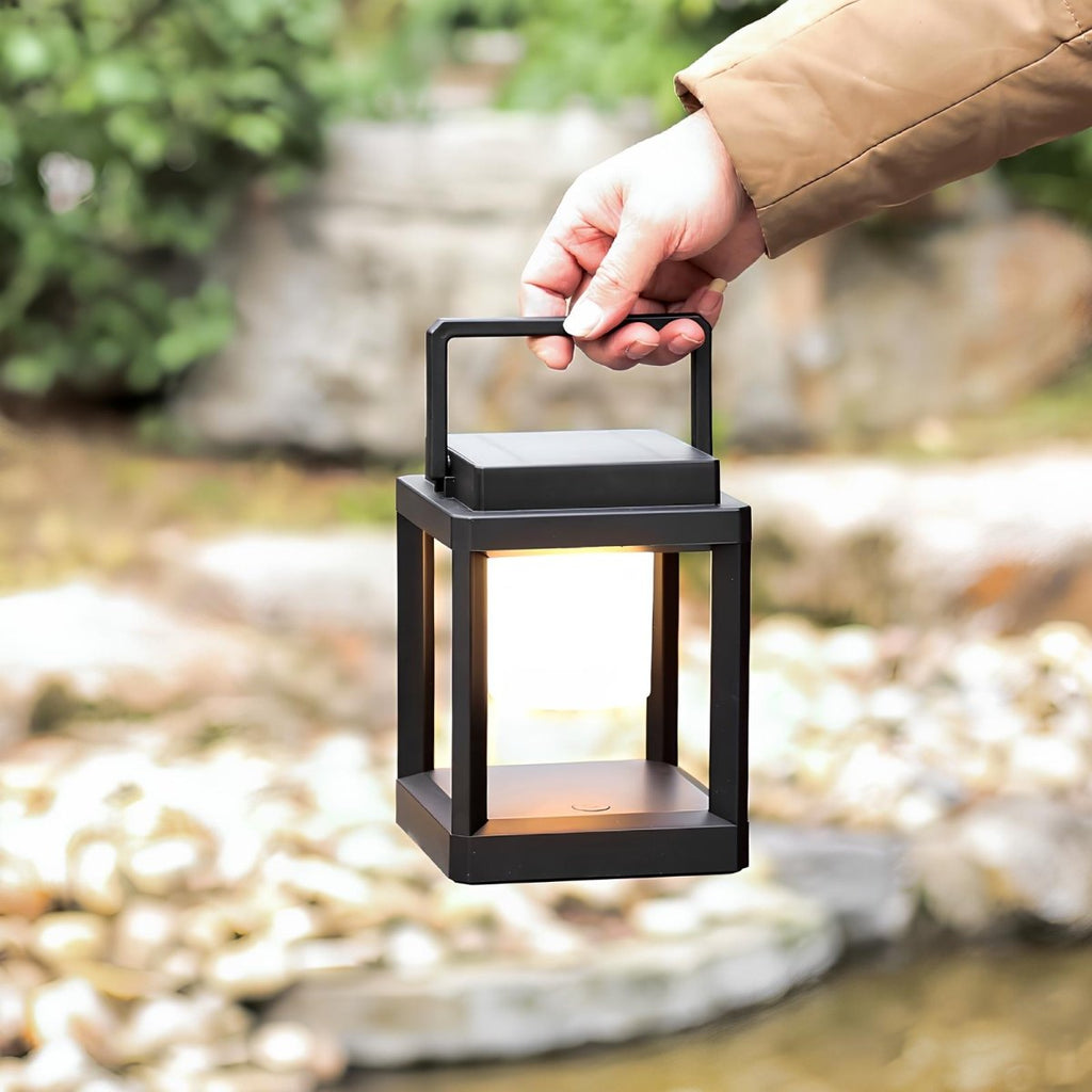 Moderná solárna lampa – elegantné a trvácne osvetlenie 